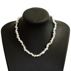 Howlit biely - náhrdelník 44-51 cm